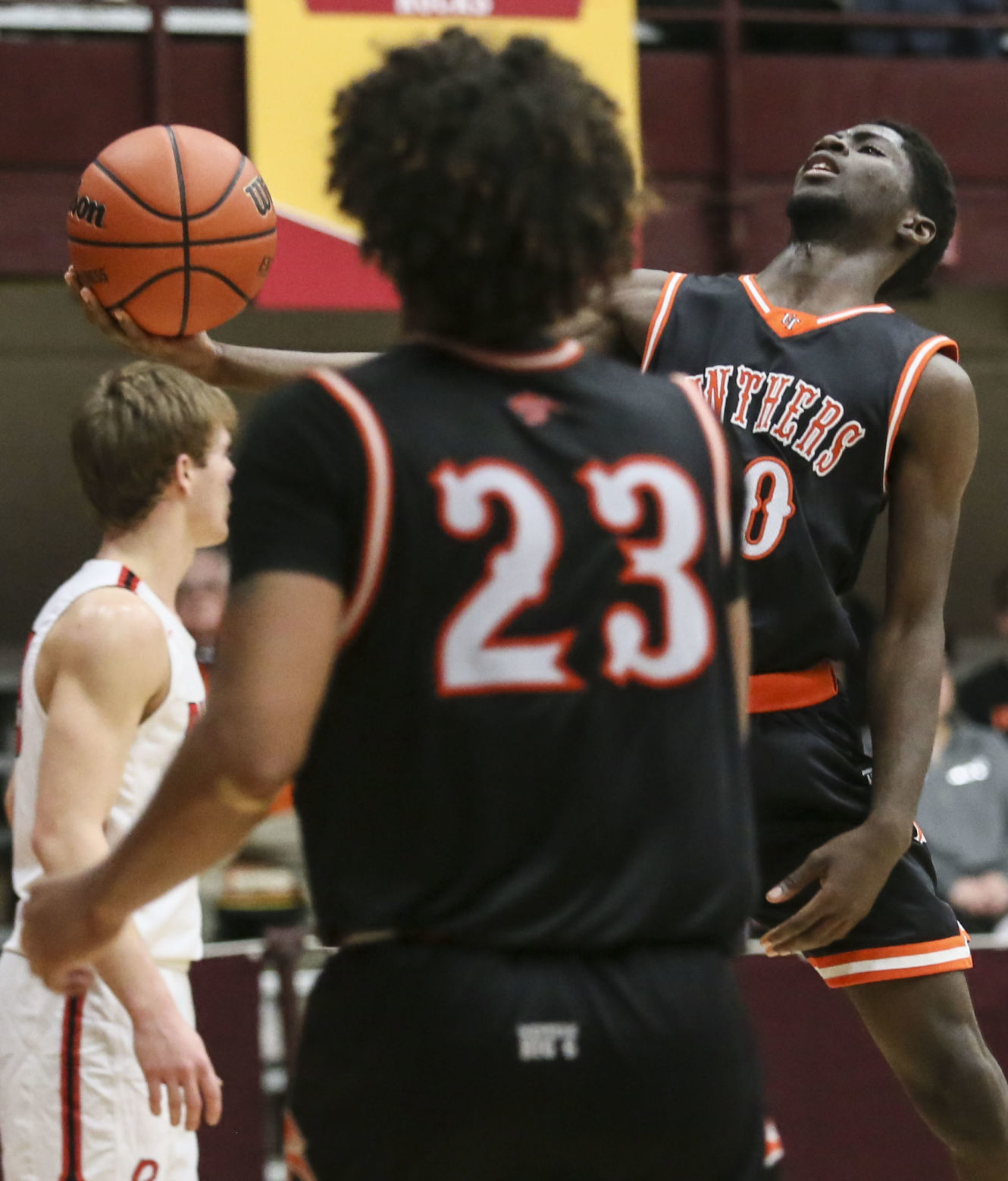 030320-qc-spt-ut-hoops-18.JPG